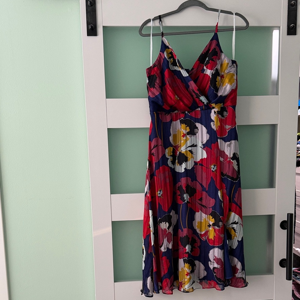 Floral Sleeveless Dress - Multicolor